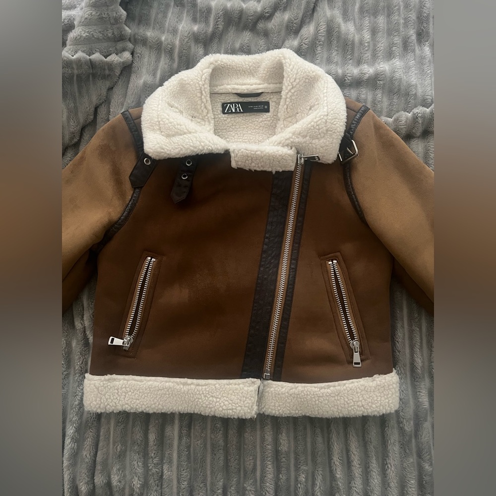 Zara Sherpa cropped jacket